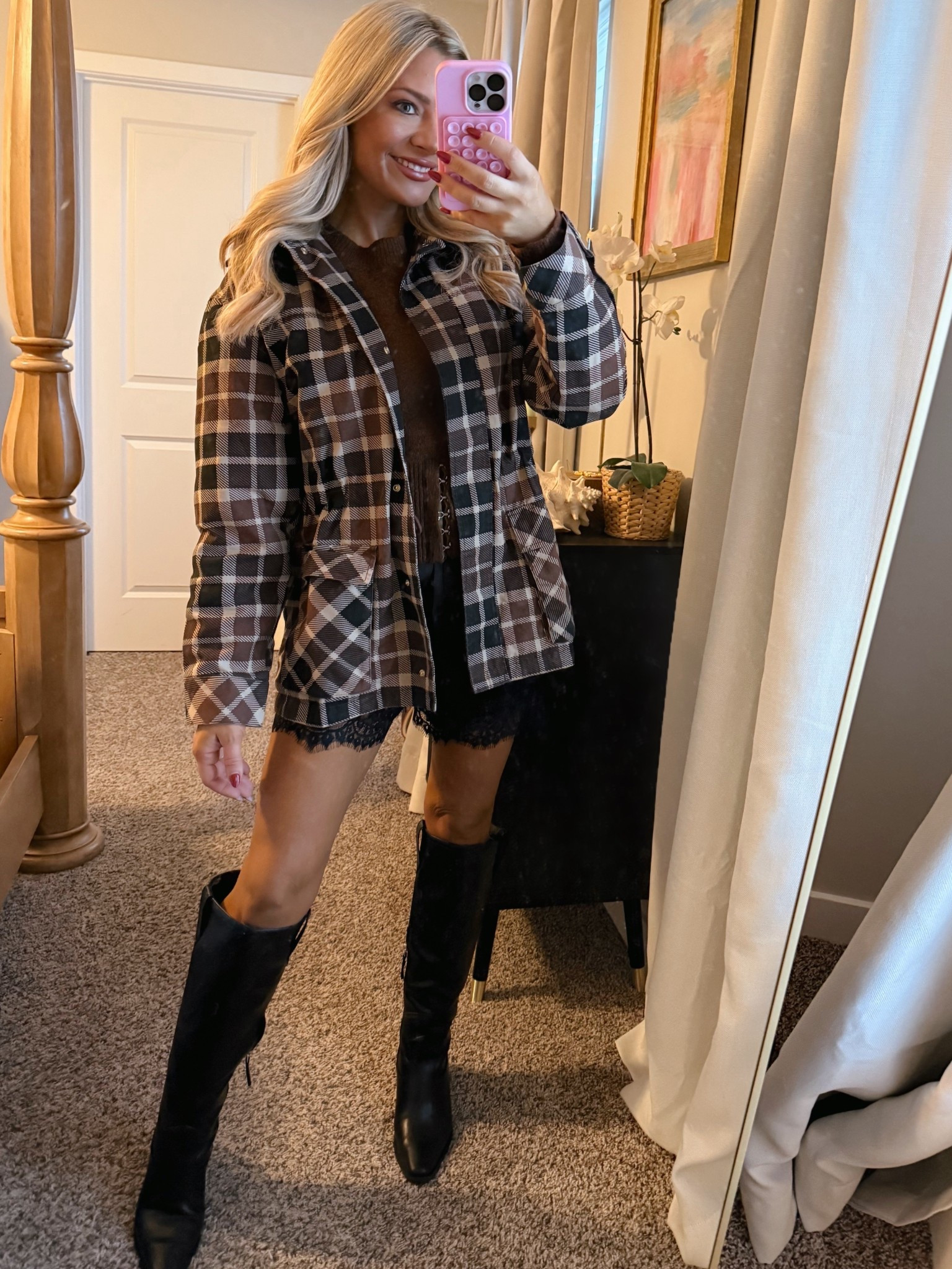 fit check before we head to CHI for the day 🏙️ how cute are these lace shorts?! 🖤

#LTKSeasonal #LTKFindsUnder50 #LTKFindsUnder100