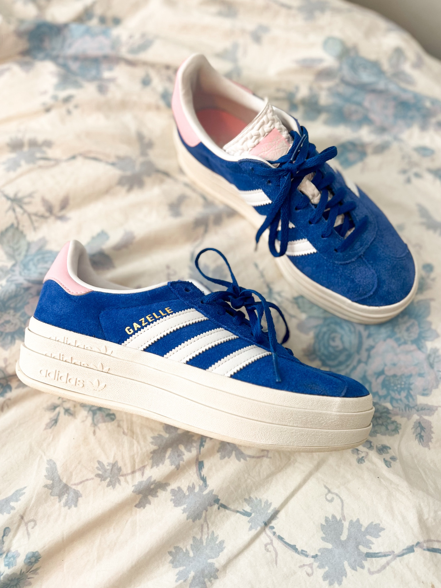 Adidas gazelle bold 


#LTKshoecrush #LTKU #LTKstyletip