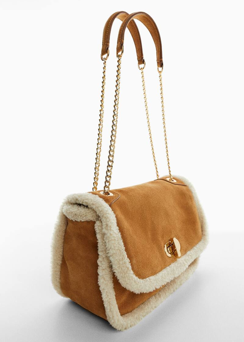 Combined shearling-effect leather bag | MANGO (US)