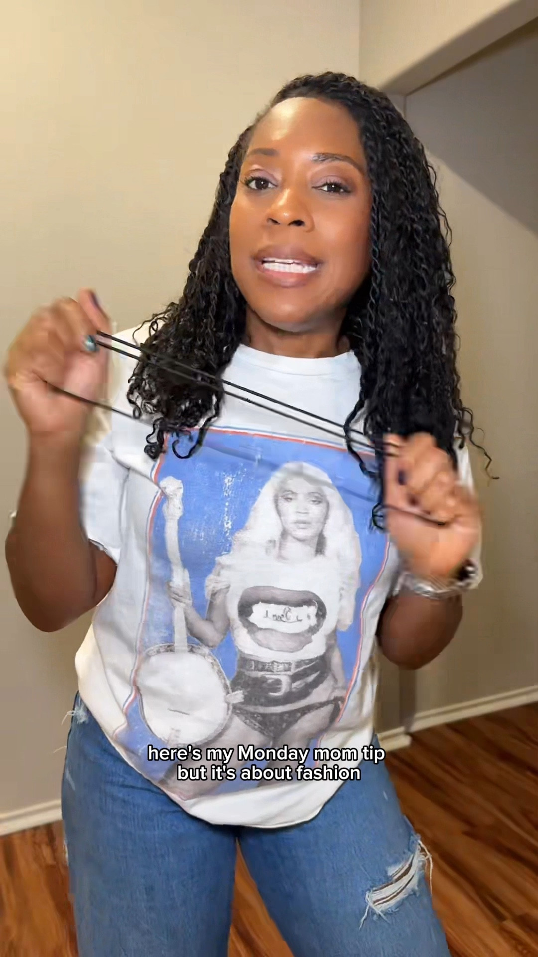 Mom tip Monday: Fashion edition 
Summer is coming and it’s crop top season. Every girl will need this adjustable situation. #fashionhack #momtip 

#LTKootd #LTKspringtrends #LTKOver40