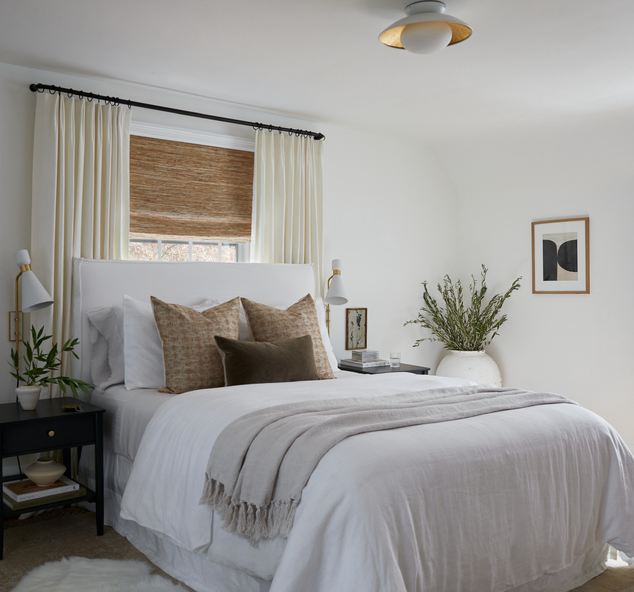 My favorite linen throw blanket is 50% right now 🎉

#fall #bedroom #bed #decor #bedding 

#LTKSeasonal #LTKSaleAlert #LTKHome