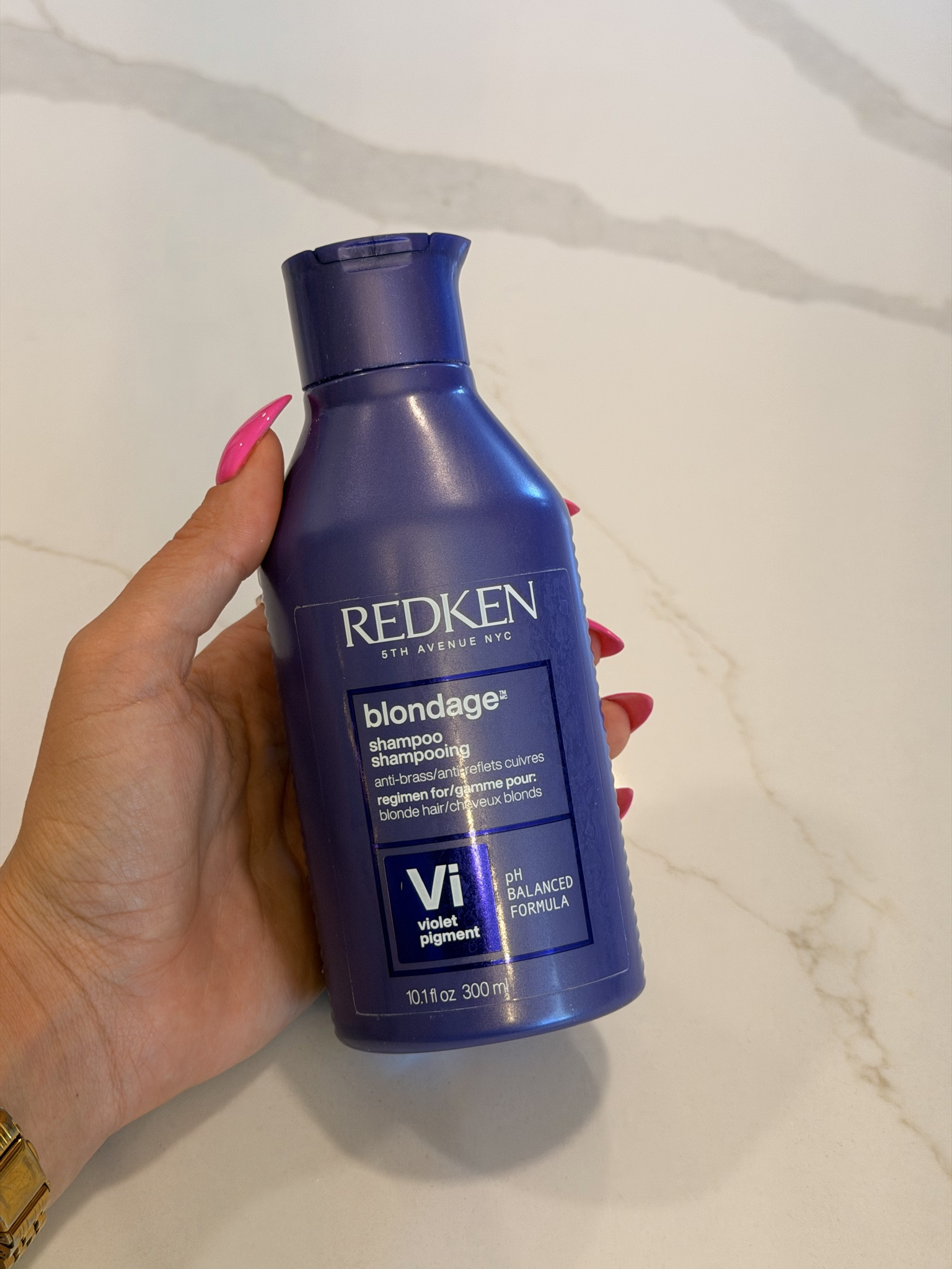 Probably the most intense purple shampoo I’ve ever used! Since it is very strong, use only twice a month💜