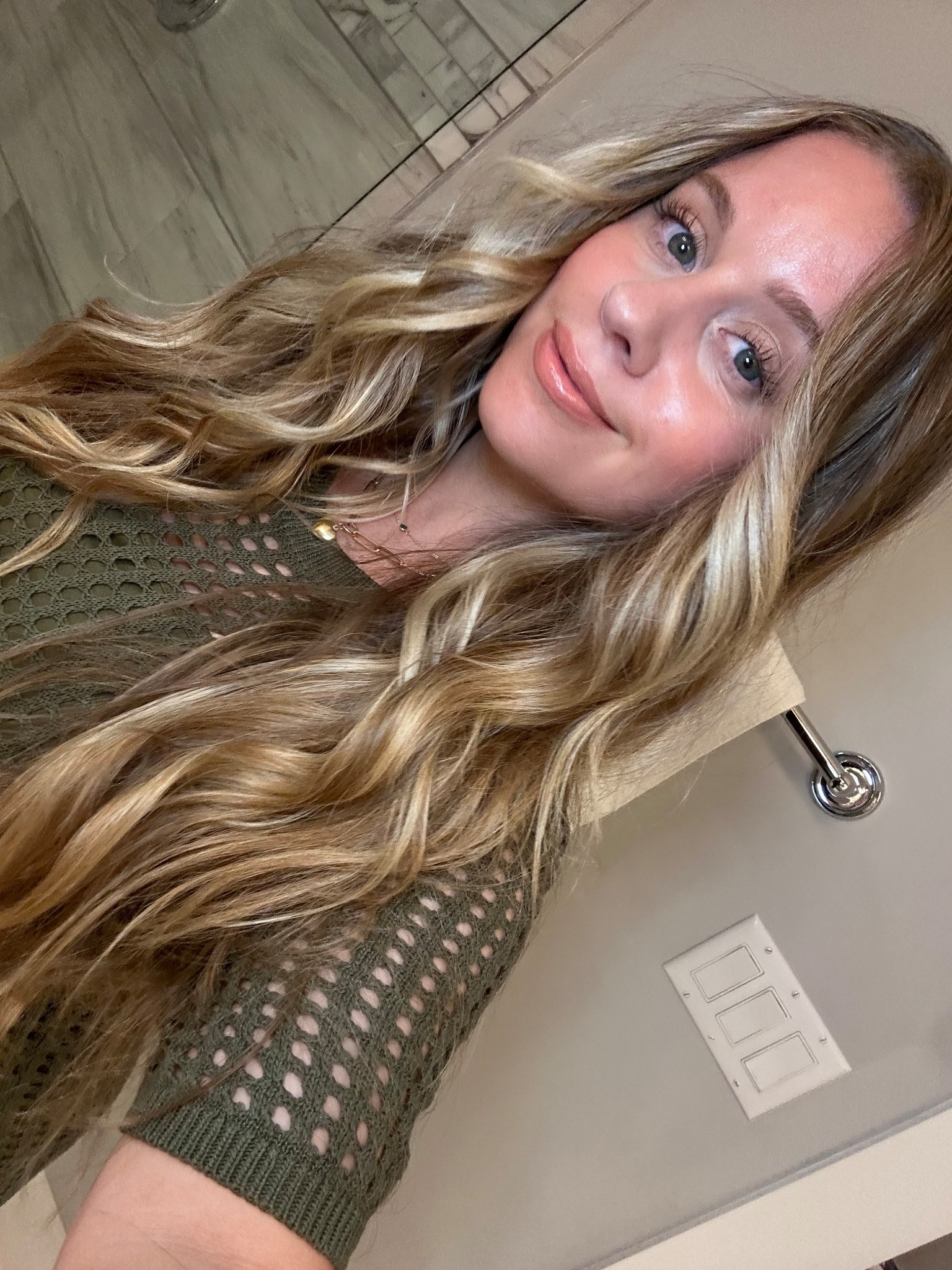 Everything I used for tonight’s hair and makeup 😍

#LTKTravel #LTKStyleTip #LTKBeauty