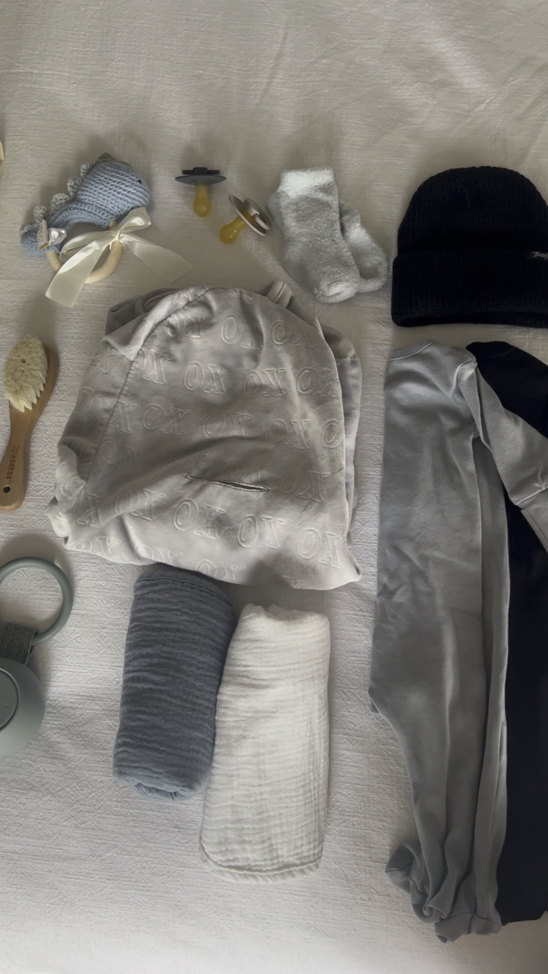 Hospital bag must haves for baby as a 2nd time mom. Velcro swaddles are life changing 

#LTKbump #LTKfamily #LTKbaby