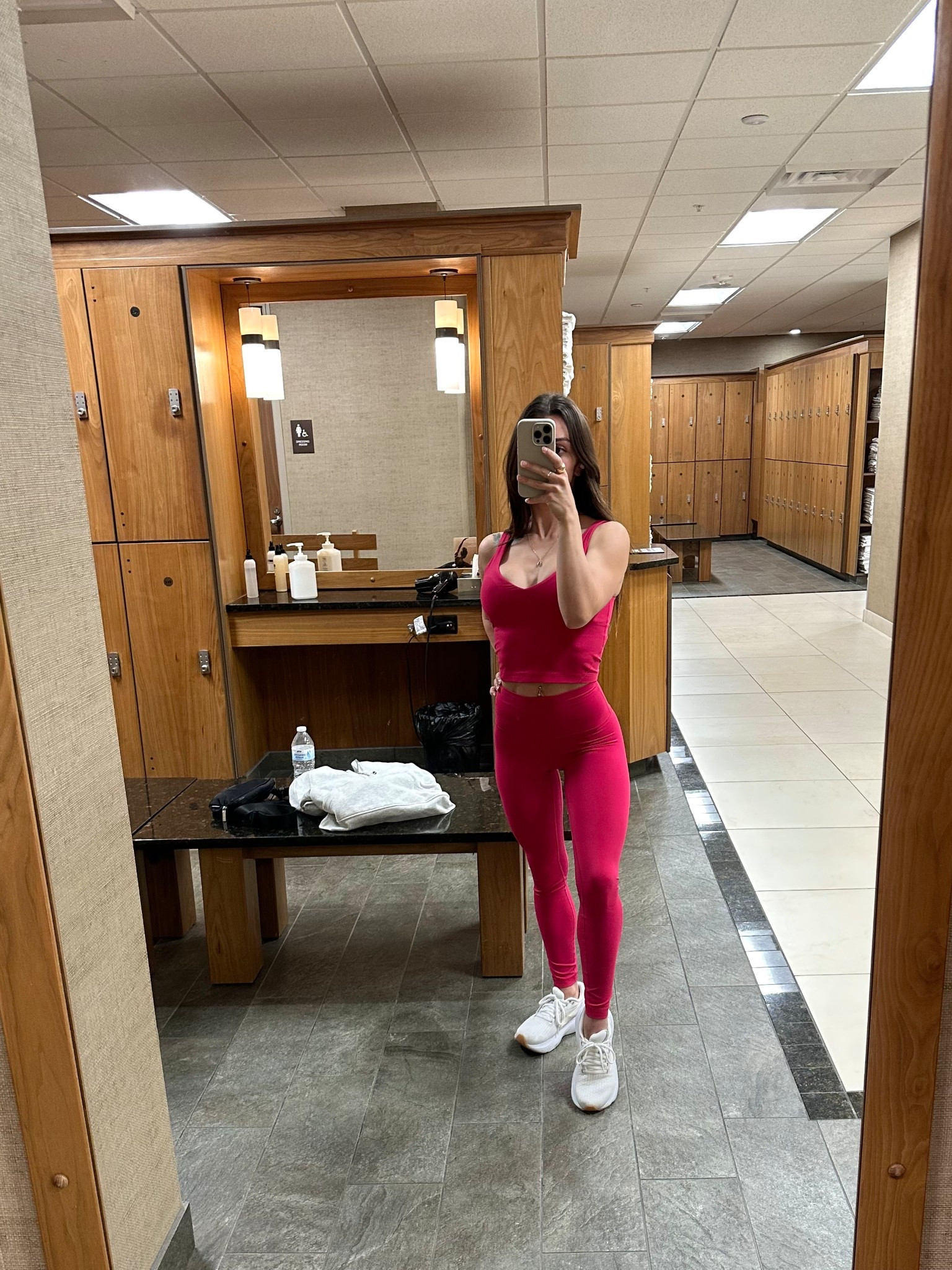 #postpartummoms #momswhoworkout #lululemon #fitmoms

#LTKActive #LTKStyleTip #LTKPetite