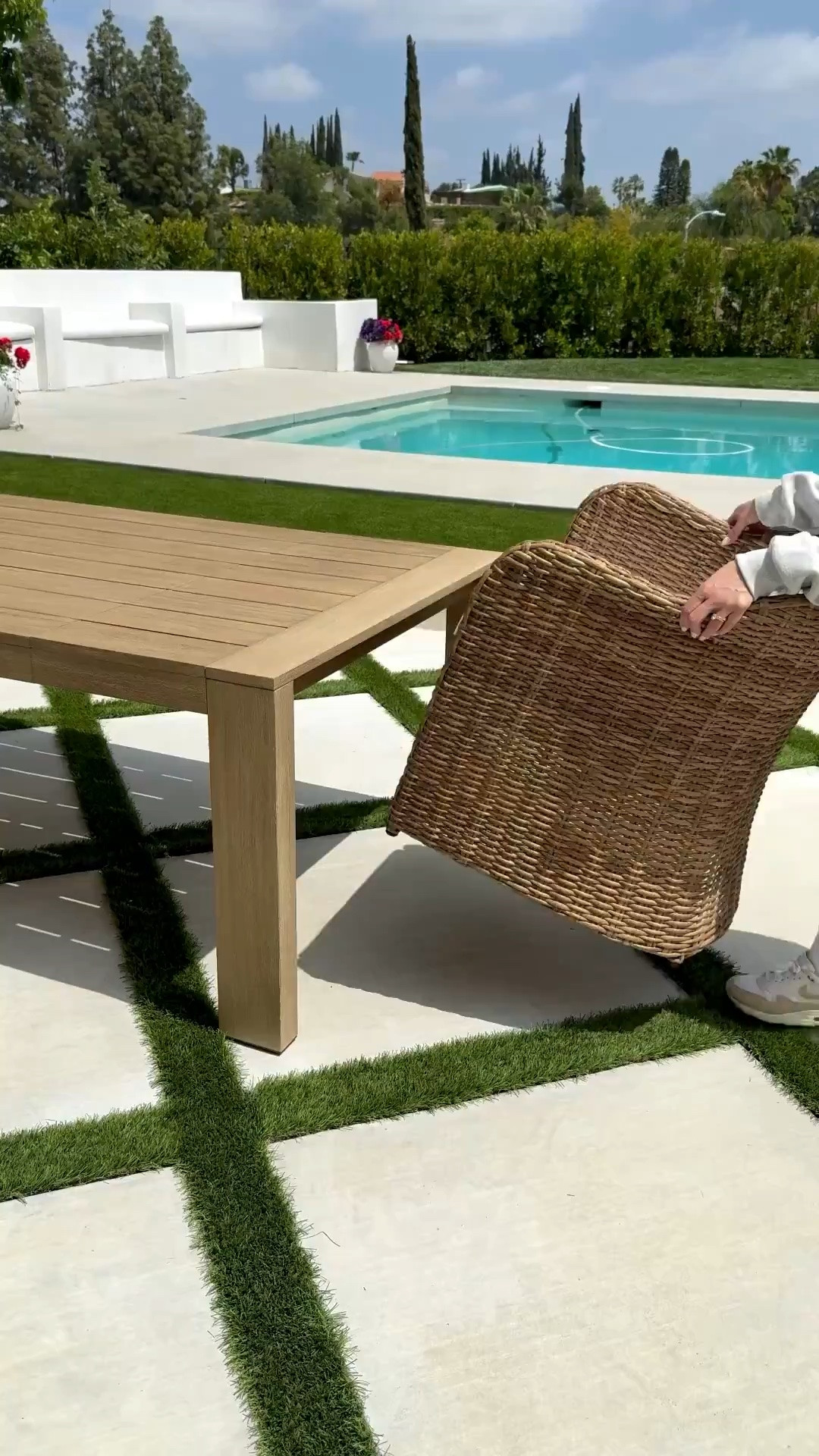 Outdoor dining pieces!

#LTKSeasonal #LTKHome