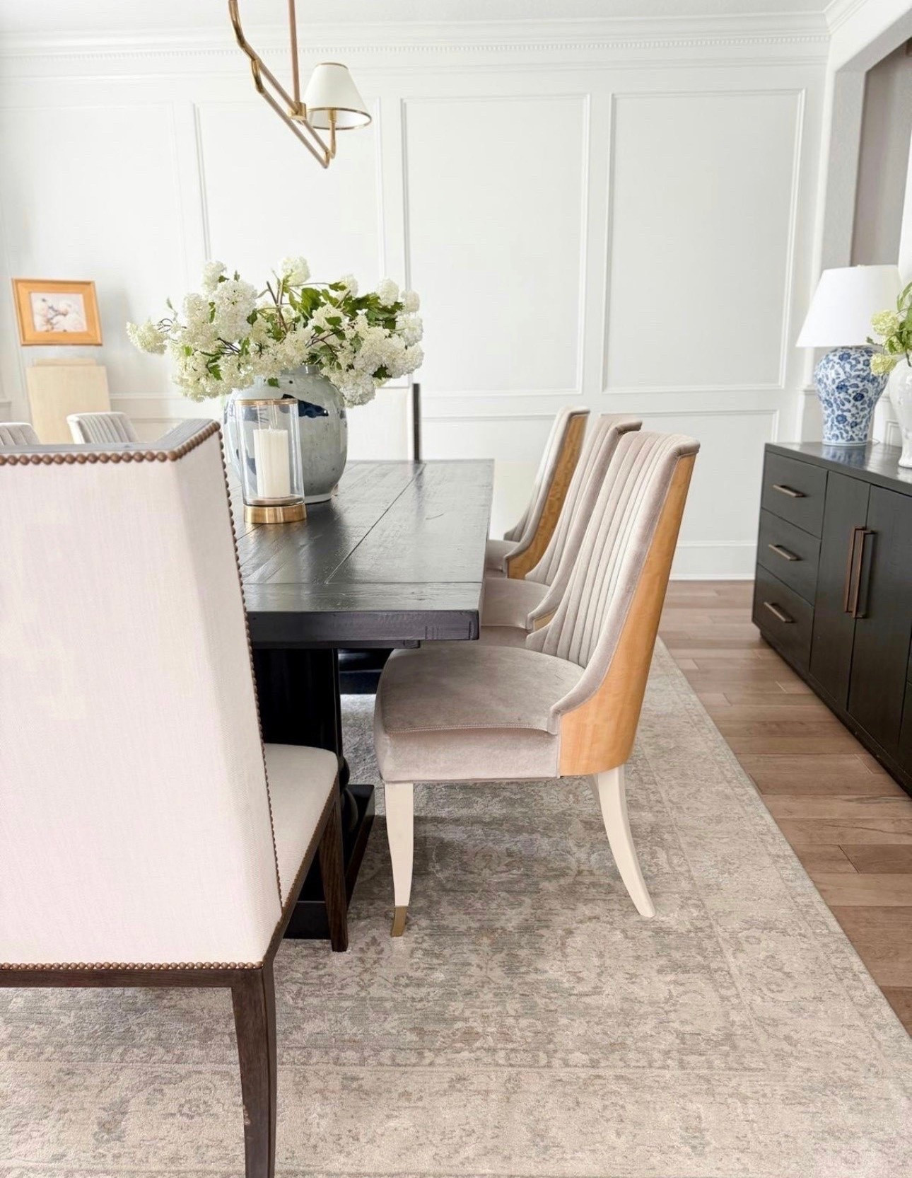 #ad My go-to timeless neutral rug from @rachelzoe x @livabliss is part of the @wayfair Way Day sale and it’s one of those
pieces that instantly pulls a space together without trying too hard. The tone, the texture, and the classic feel make it look so high-end while still being practical for everyday life with kids. If you’ve been wanting that polished, aesthetic home look, this is such a good one to grab while it’s on sale- up to 80% off plus free shipping! Only from April 25th-27th!
#Wayfair #WayDay #WayfairPartner @wayfair #rachelzoexlivabliss

#LTKOver40 #LTKSeasonal #LTKHome