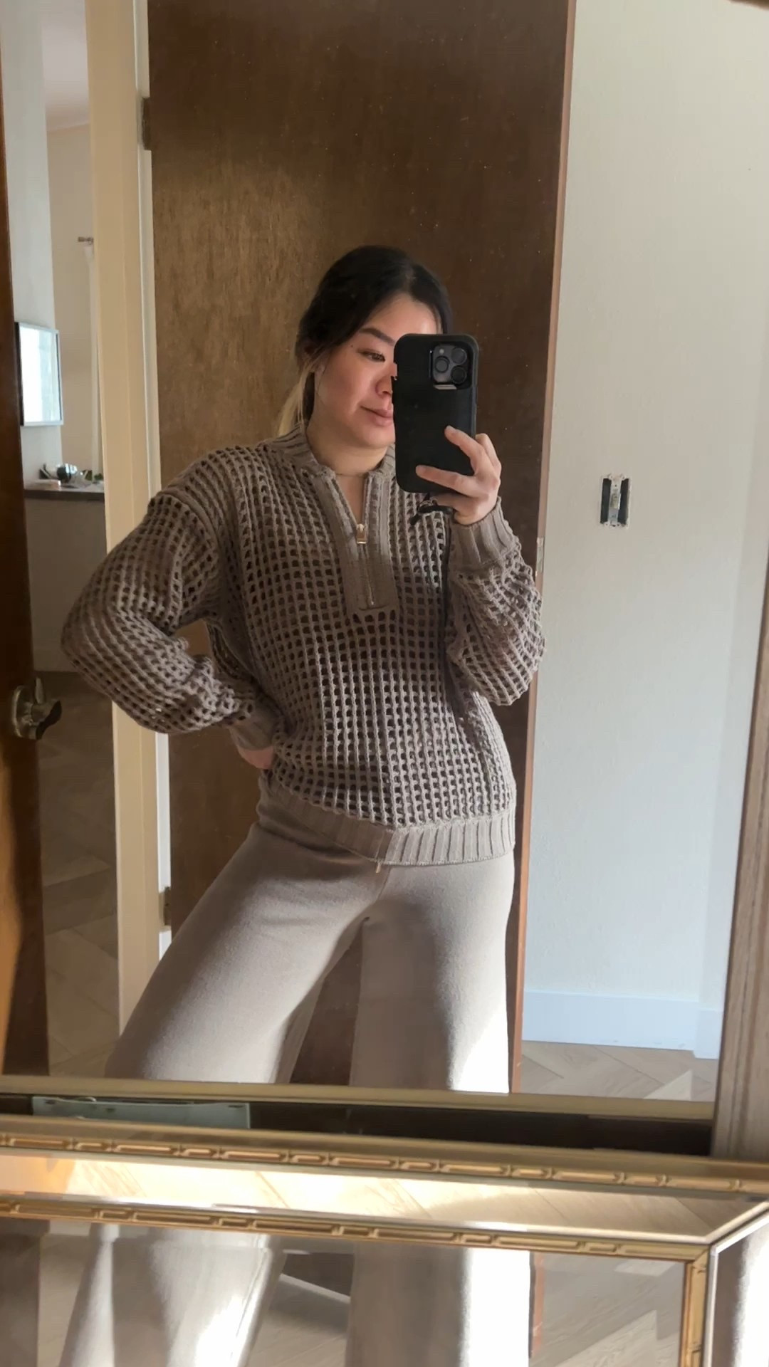 NEW Spring collection at Splendid is sooo dreamy. Love this luxe set that is so comfy but casual. Wearing size XS for top, S on bottom but TBH wish I ordered S for top for a more relaxed fit in the sleeve cuff. I’m 5’1” for reference!

#LTKStyleTip #LTKPetite #LTKTravel