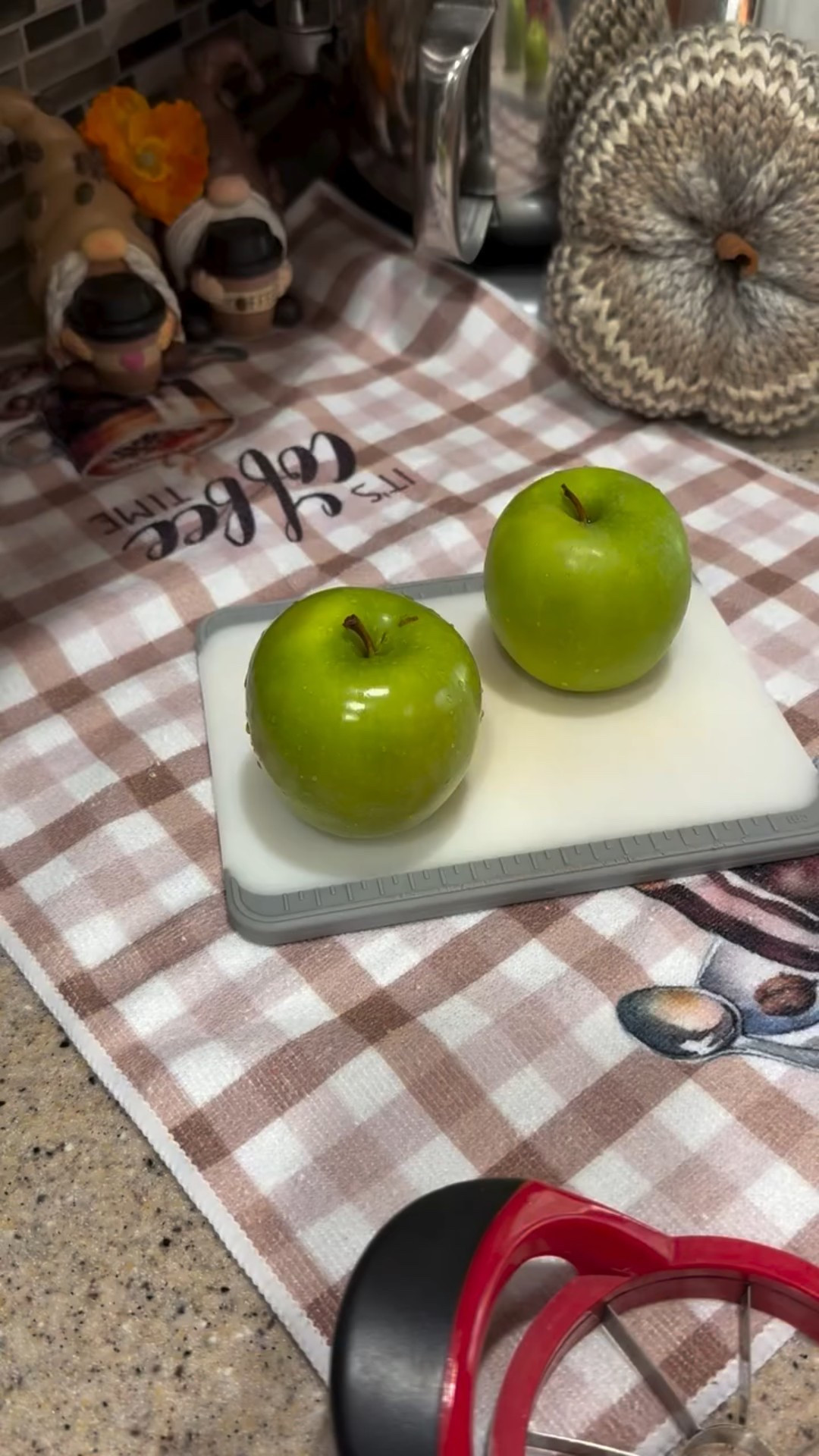 🍎 Easy Mountain Dew Apple Dumplings (Fall Favorite!) 🍂
 
If you need a quick, cozy fall dessert, this is it. Crescent rolls + fresh apples + buttery cinnamon sauce… and yes, Mountain Dew makes them extra golden and delicious! ✨

Excited to share this recipe with you today, but first, I wanted to say thank you to @belleofthebanquet for requesting more fall recipes - hope you love this one Cynthia! Check out her amazing recipes too if you haven’t already, you won’t be disappointed!
 
Here’s what I used:
2 cans @pillsbury crescent rolls
2 Granny Smith apples (sliced)
2 sticks of melted butter
1 ½ cups sugar
1 tsp vanilla extract
1 can Mountain Dew (poured around, not on top!)
Sprinkle with 1/8 tsp cinnamon after baking
 
Each crescent gets wrapped around an apple slice, covered in the buttery sugar mixture, topped with Mountain Dew, and baked to golden perfection. So simple!
 
Would you try these? 

💗 Ashley

#MakeLifeMarvelous
Mountain dew apple dumplings, easy desserts, quick recipes, fall desserts.