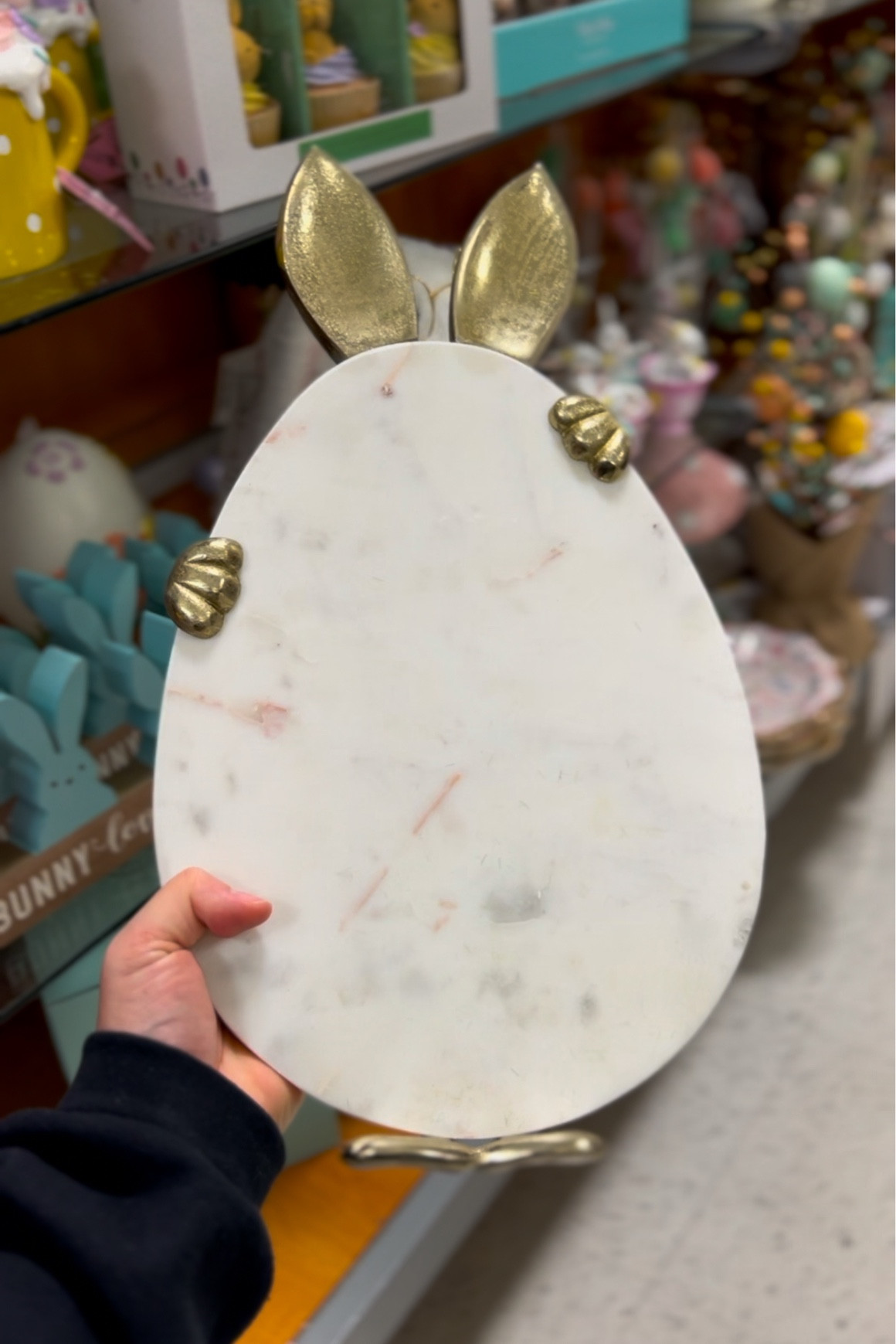 Marble bunny platter 


#easterdecor #easterlunch #servingplatter #tjmaxxfinds

#LTKParties #LTKSeasonal #LTKHome