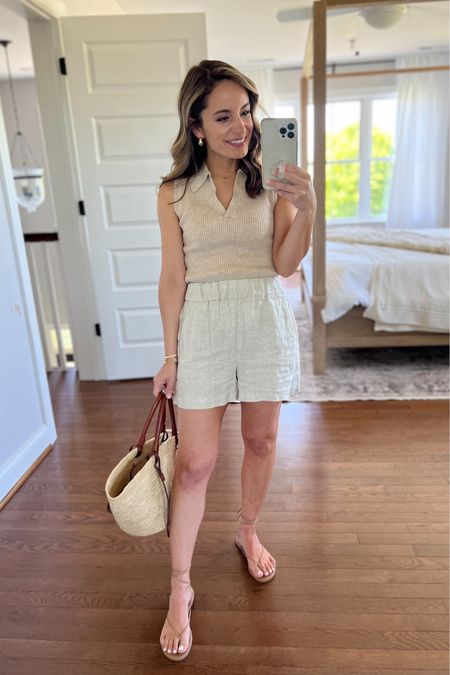 Casual spring outfit! 

Top: petite xs 
Shorts: xxs (also linking a less expensive option from old navy) 
Sandals: size up if in between sizes 

#LTKSeasonal #LTKstyletip