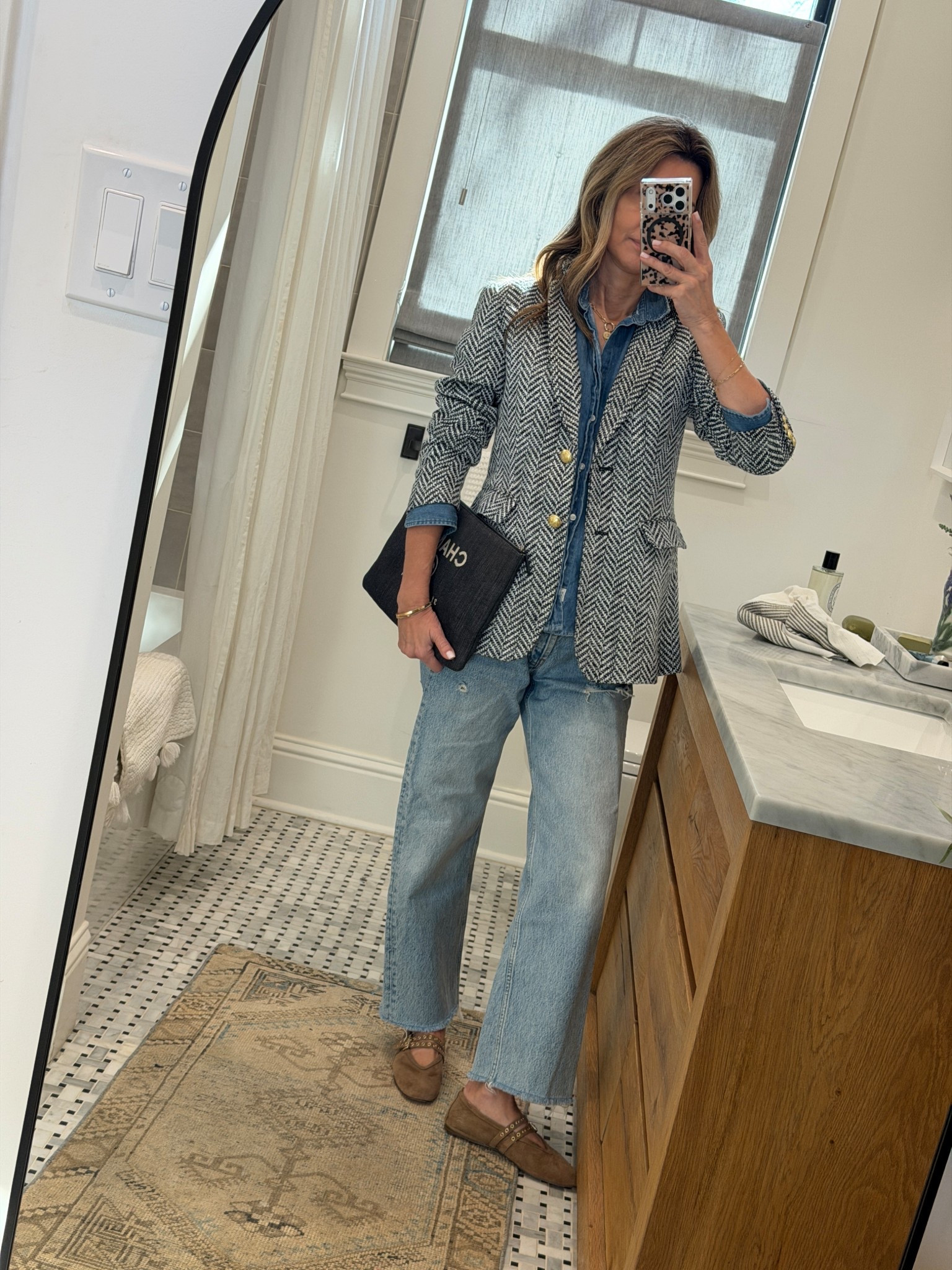 I sized up one size in jeans 
-shoes TTS 
-Barry shirt sz XS 
