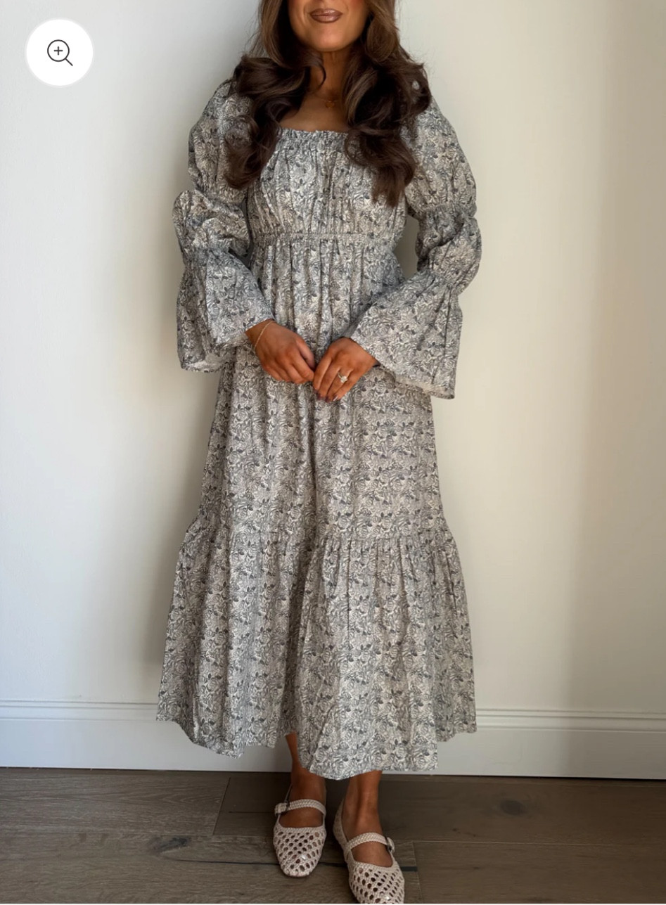 Romantic florals meet autumn charm 🍂✨ This puff sleeve dress is the perfect blend of cozy and chic—made for crisp fall strolls, pumpkin patch days, and everything in between.

#LTKSeasonal #LTKStyleTip #LTKFallSale