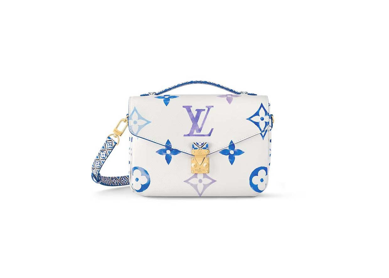 Women's Louis Vuitton Pochette Metis MM in Blue | StockX