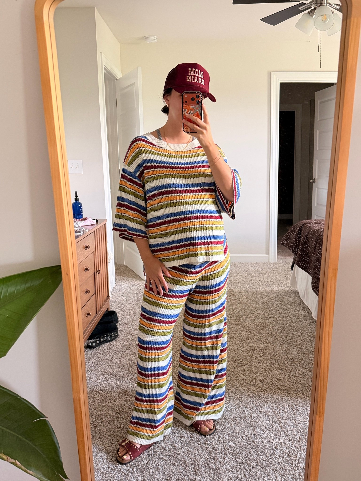 Wearing a small in the set!! The cutest throw on and go outfit idea- I’m also 30 weeks pregnant 😀