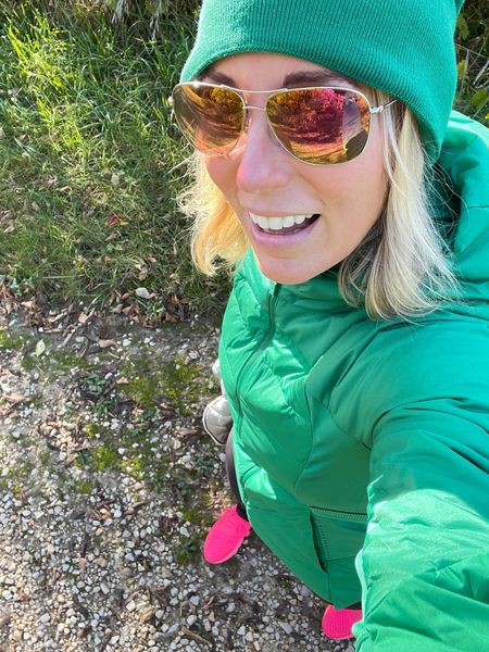 Adding the color of the year green to my active wear! Love it!

#LTKstyletip #LTKfitness #LTKHoliday
