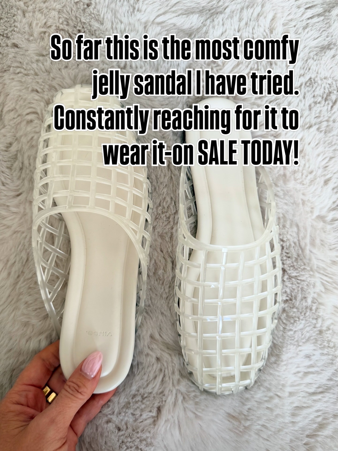 Adorable jelly sandals!!!🩴 

#LTKootd #LTKgrwm #LTKdayinmylife