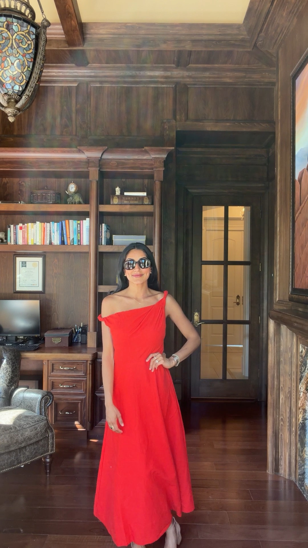 The perfect wedding guest dress! Wearing size 4 but could’ve sized down. The dress is more orange than it looks on camera