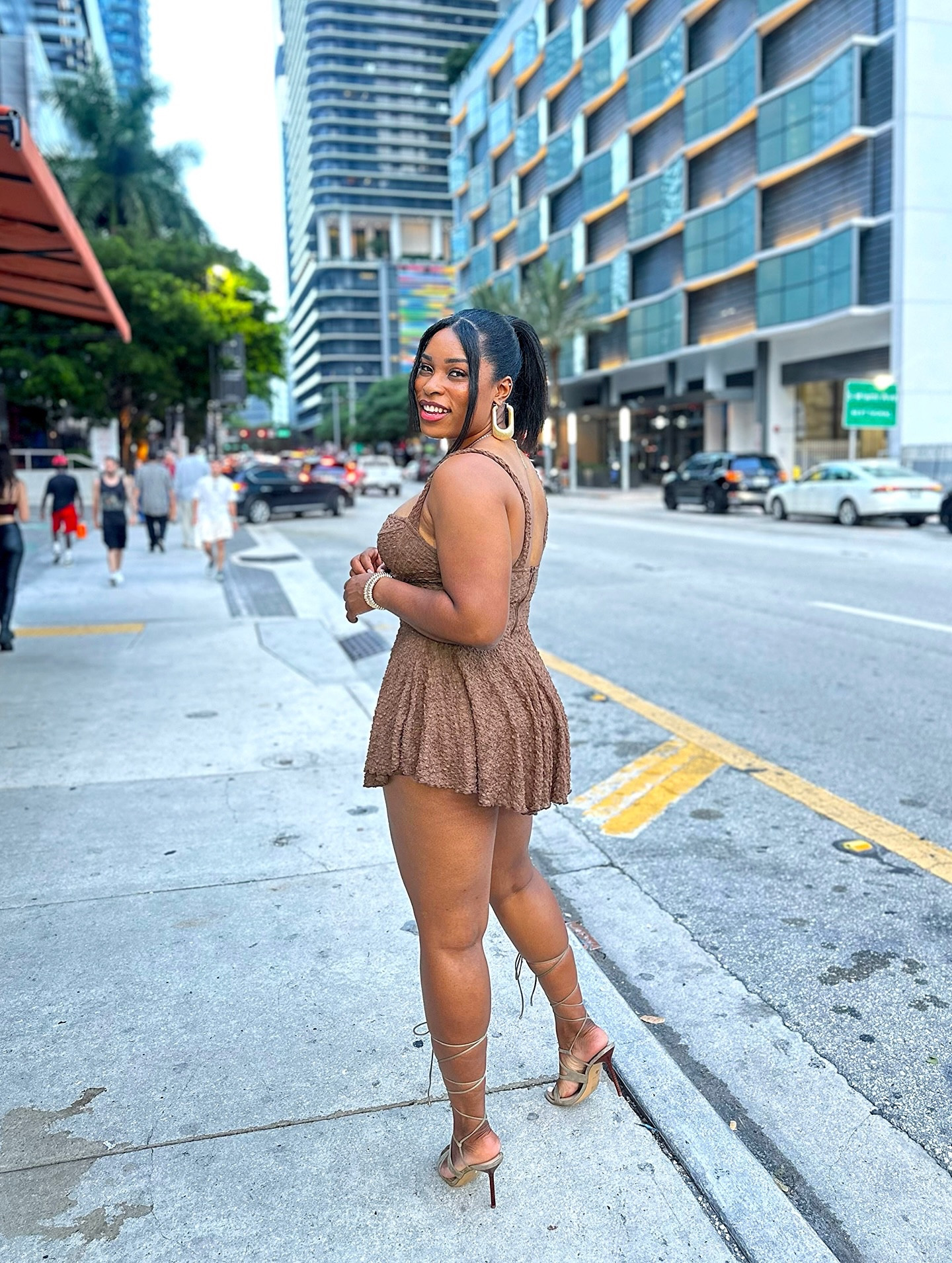 Shoutout to the friends who looked me dead in the eye and said, “Girl, do you know who TF you are?” 🗣️💖

My girls are top tier! Literally have sooo many phenomenal women in my life. They’ve all showed up for me in this season. I am forever grateful 😭

Swipe to see this week’s Mommy Meme Monday selection. 

#mmm #thatgirl #divorce #grief #motherhood #atlantacreatorr -#MommyMemeMonday