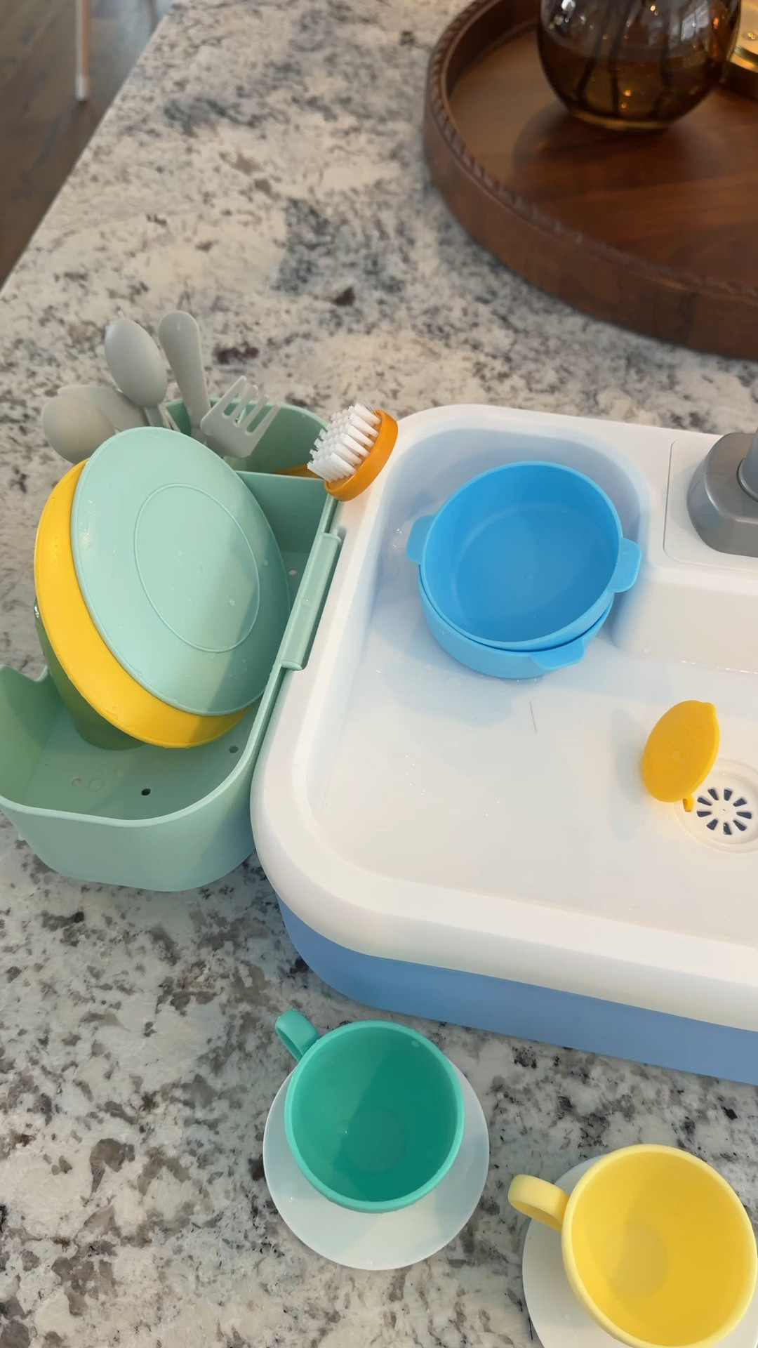 Such a fun toddler toy!! Play sink for all the water loving toddlers!! Found this one at @Target  

#LTKKids #LTKSaleAlert #LTKBaby