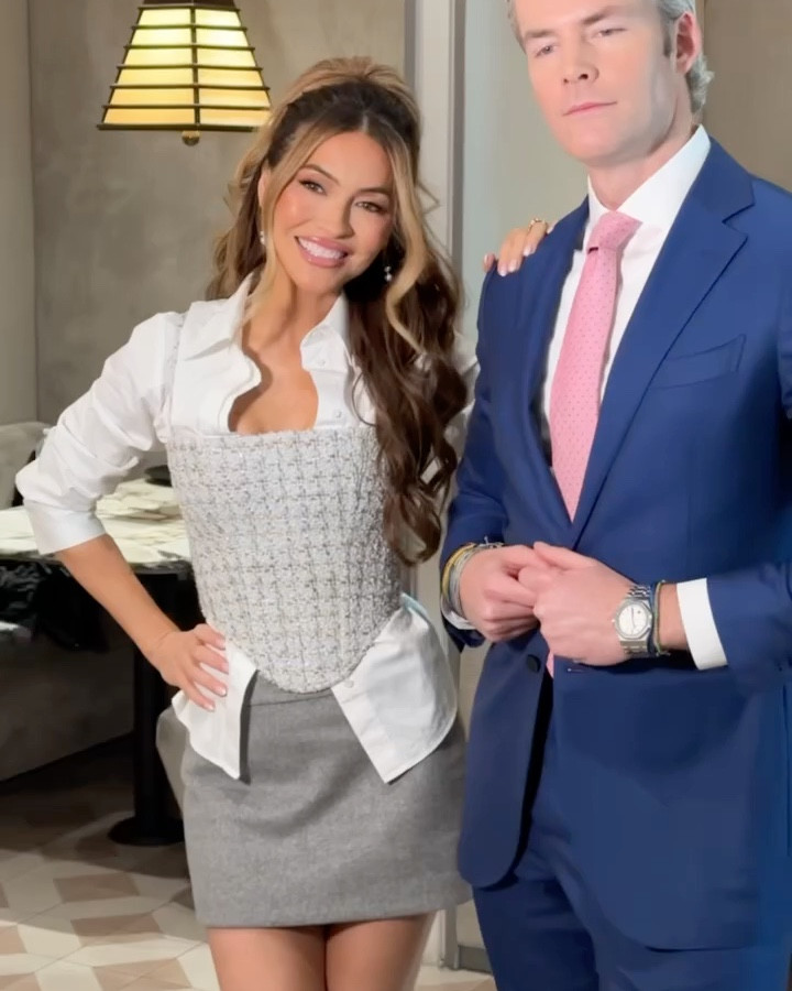 Had so much fun in New York! 🩶 Corset is from Intermix but linked similar

#LTKHoliday #LTKootd #LTKgrwm