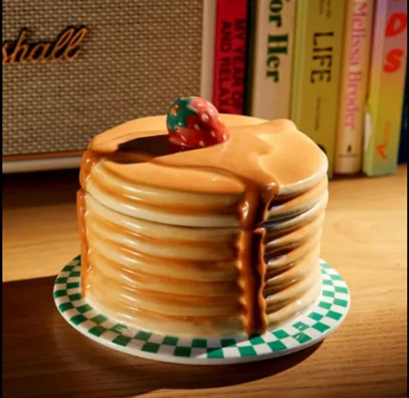 Pancake 10 oz Scented Candle | Urban Outfitters (US and RoW)