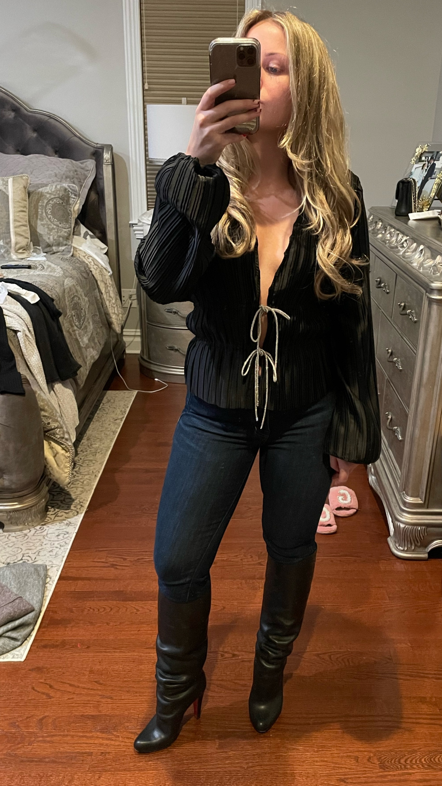 Saturday nights top, on sale now perfect for a night out or even for NYE 

#LTKHoliday #LTKsalealert #LTKstyletip