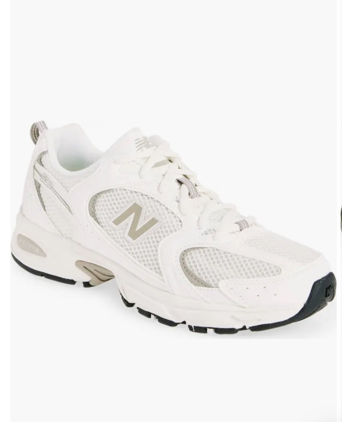 ~ light and chick for daily errands and walks~ 

#LTKU #LTKActive