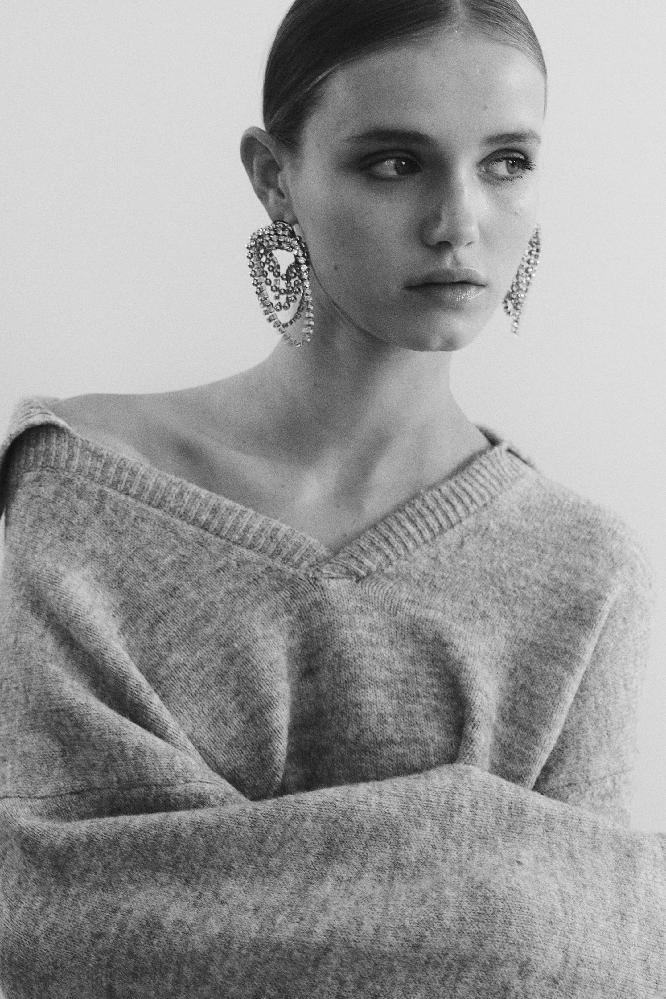 Fine-Knit Sweater with Collar | H&M (US + CA)
