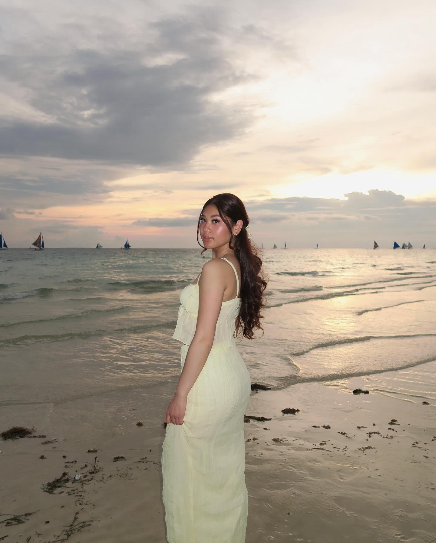 chasing sunsets 💛☀️
@beginningboutique 

·

·

#beginningboutique #pinterestaesthetic #pinterestinspired #pinterestfashion #beachaesthetic #outfitinspiration #ootd

#LTKSeasonal #LTKStyleTip #LTKFindsUnder100