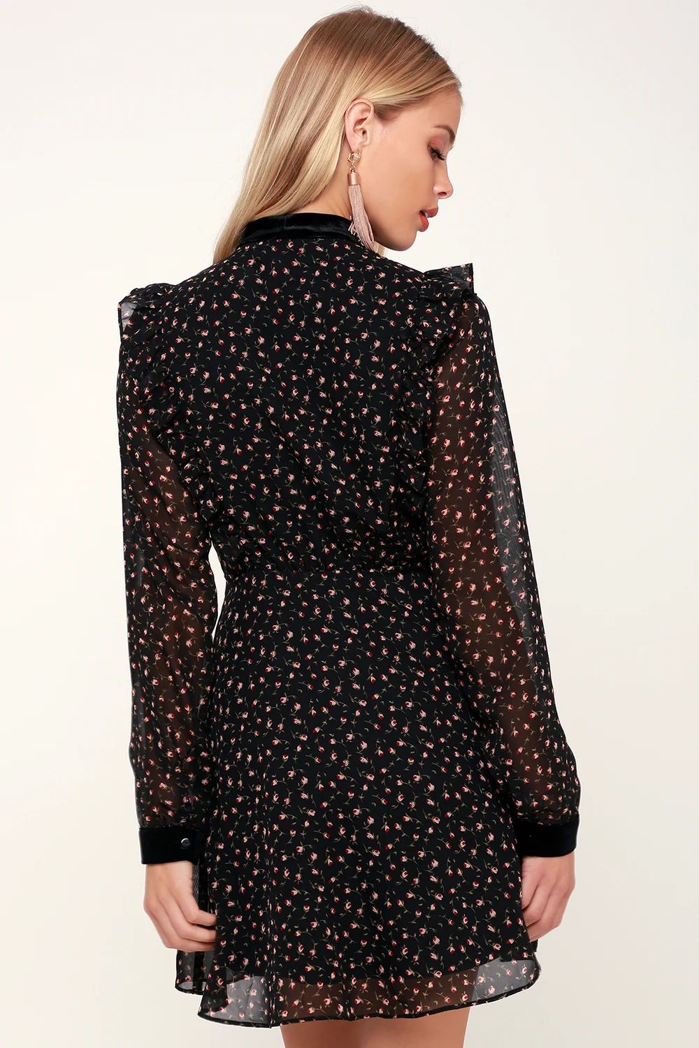 Neilsa Black Floral Print Long Sleeve Skater Dress | Lulus (US)