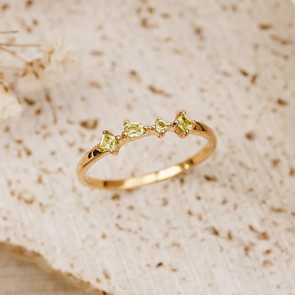 Peridot Ring - Ilse | Linjer