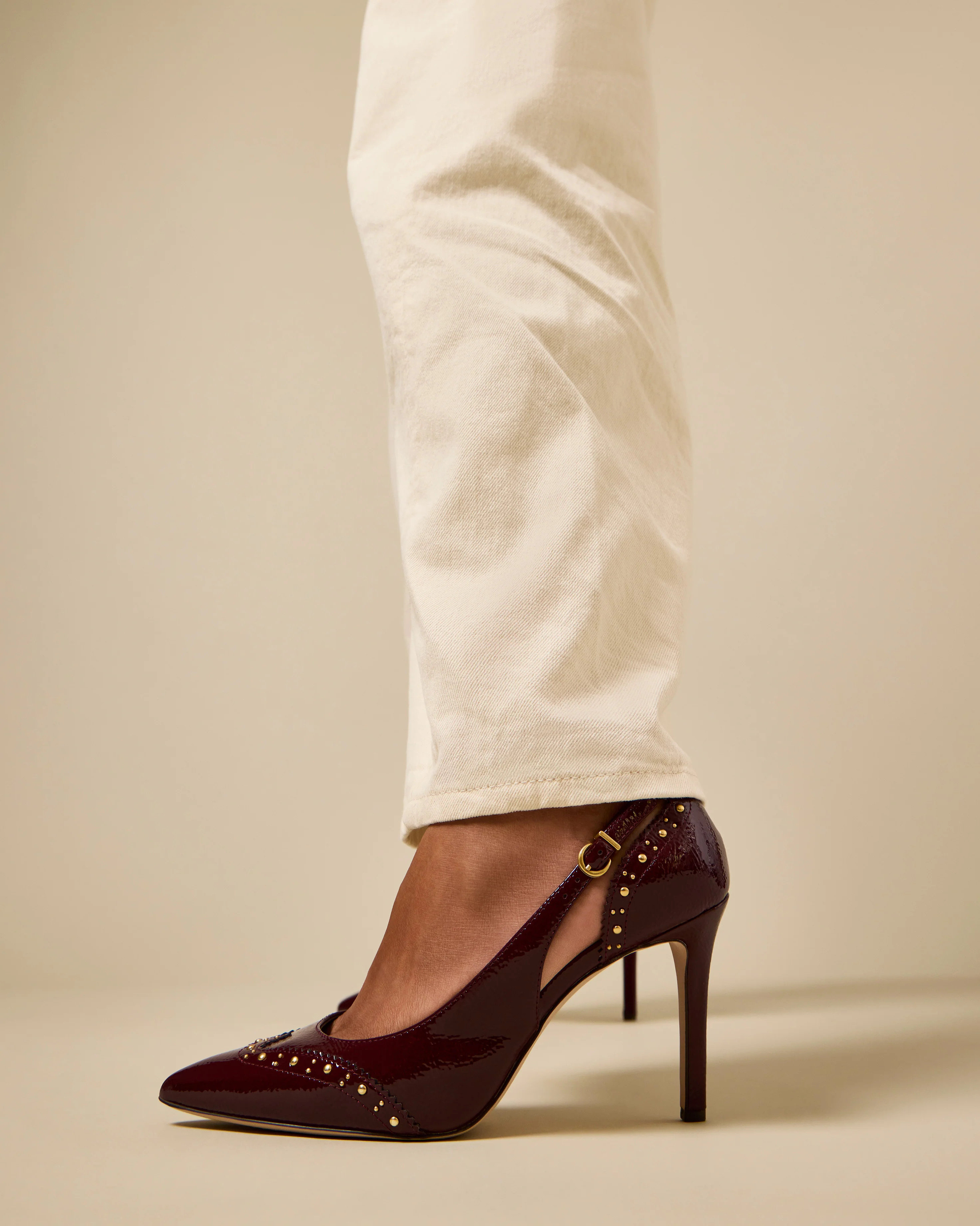 Hally Pump | Vince Camuto