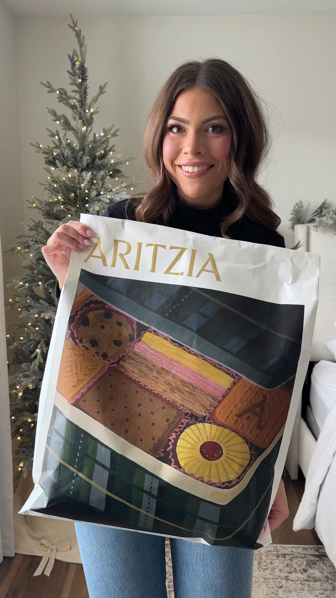 Aritzia unboxing & try on haul!! 
Wearing a size Small in the faux fur coat & slouch coat and a medium in the sweatshirt!

#LTKHoliday #LTKCyberWeek #LTKSaleAlert