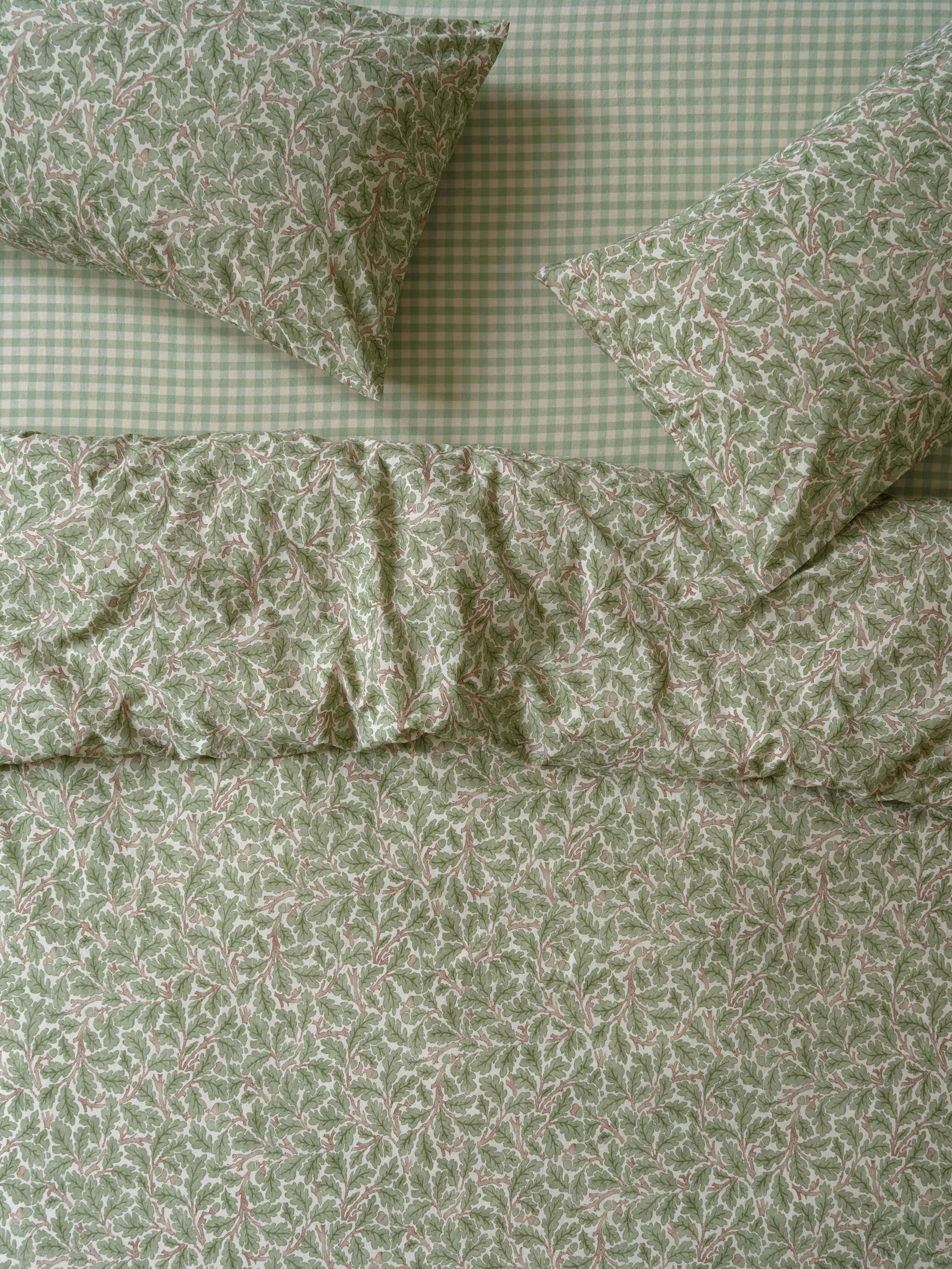 Leafy Arbour Oak Washed Cotton Percale Duvet Cover | Piglet