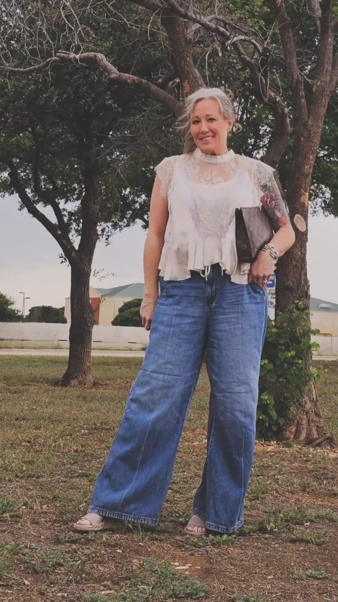 Omg! Ladies! Fashionistas! This top is a show stopper!! I've never gotten so many compliments in one day, in my life! This satin and lace top is amazing! And these jeans are soooo comfortable!!! I'm obsessed. I need more!!! 

#ootd #midsizestyle #fashionover40 #perimenopause #anthro