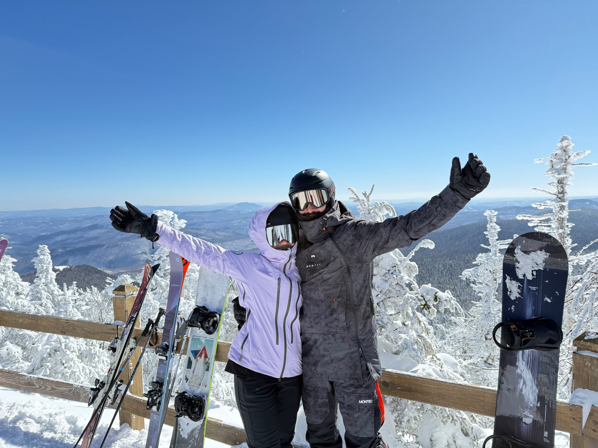There’s nothing like a bluebird day with your people in Vermont.

#LTKgrwm #LTKTravel #LTKootd