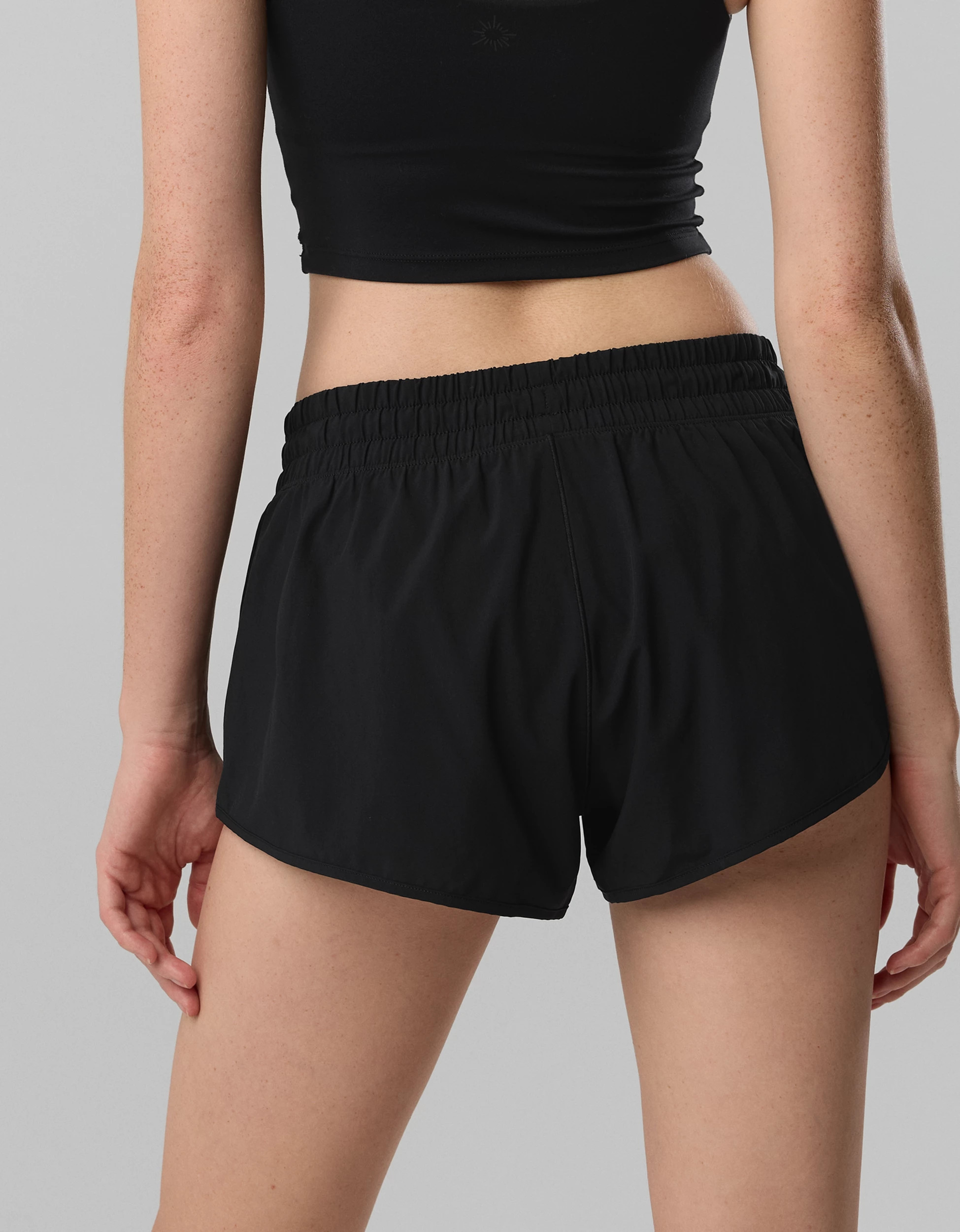 Georgia Bulldogs OFFLINE By Aerie 2" Hot Stuff Short | American Eagle Outfitters (US & CA)