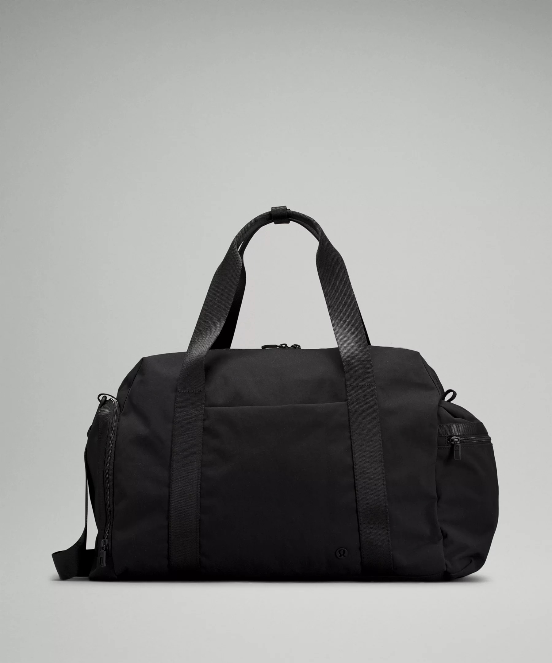 Command the Day Large Duffle Bag 37L | Lululemon (US)
