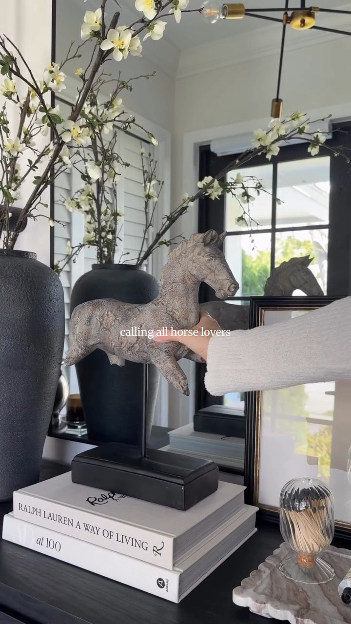 The most stunning horse figurine 🐴💫 

Follow and comment LINKS for direct links sent over ✨ 

#equestrianstyle #homedecor #myhomevibes