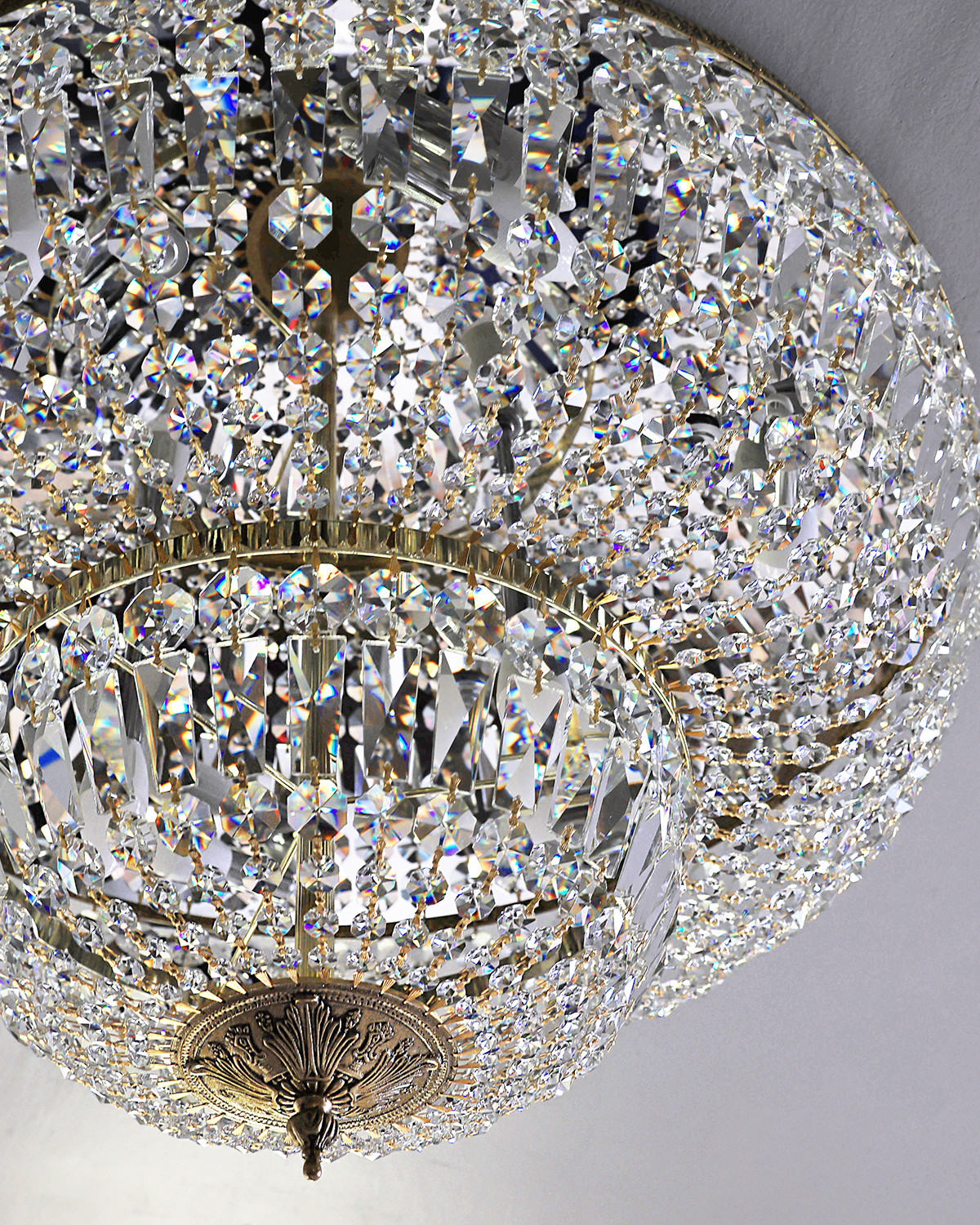 Incredible crystal light fixture | Flush mount with all the perks of a crystal chandelier 

 #LTKHome