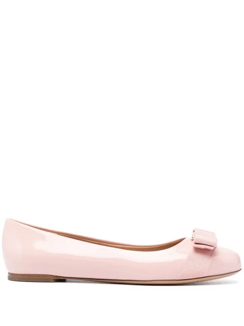 Salvatore Ferragamo Vara Bow Ballerina Shoes - Farfetch | Farfetch (CA)