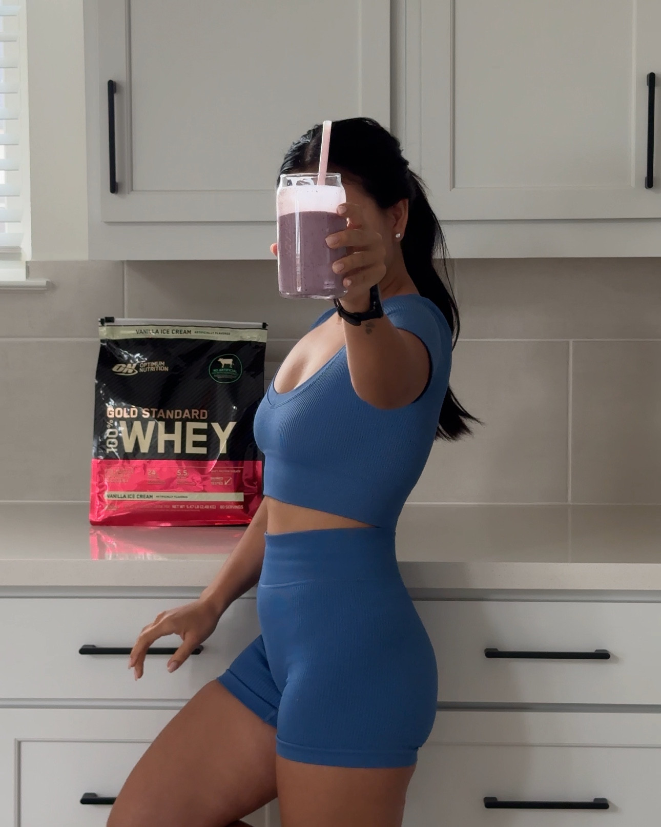 It’s only $18, can you believe it? My favorite blue workout set. They have royal blue, blue, white, black and grey

#LTKActive #LTKFindsUnder50 #LTKHome