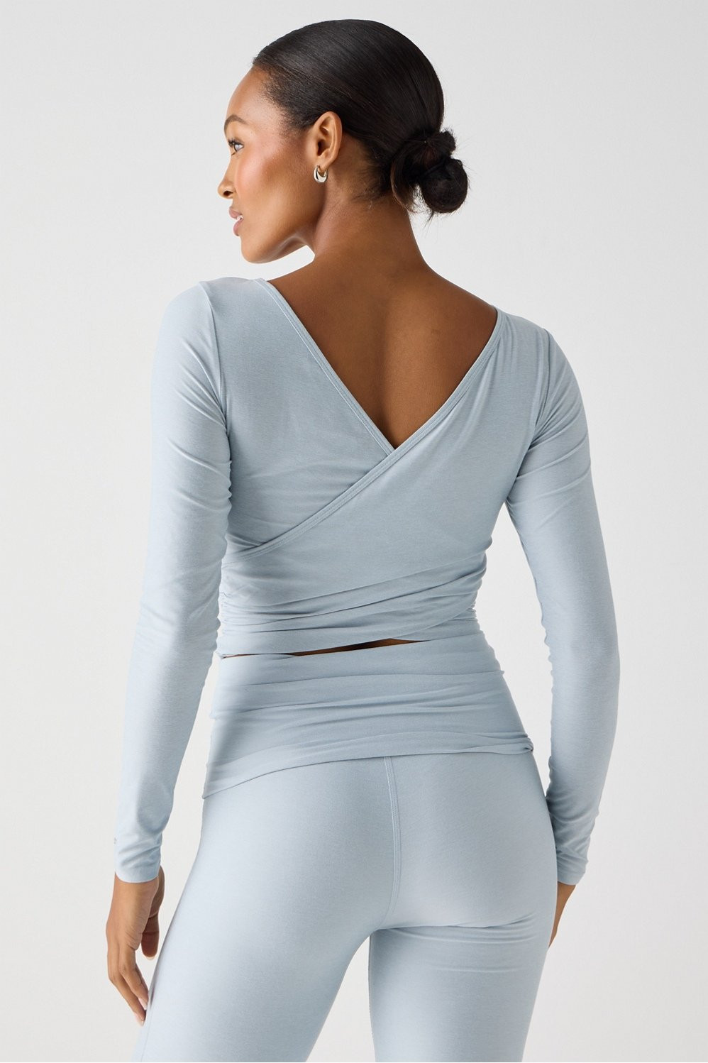 Whisper Crossover Long-Sleeve Top | Fabletics