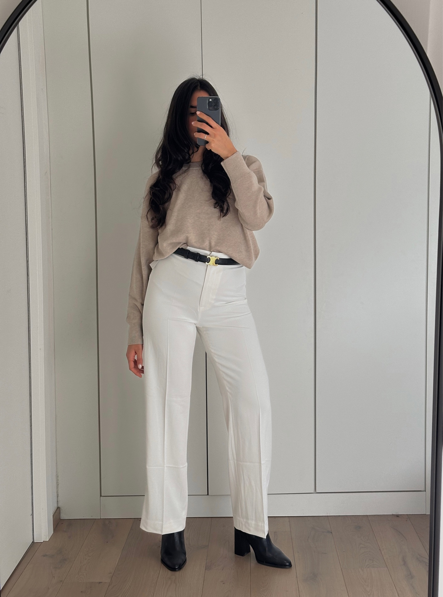 The ultimate workwear outfit!

Neutral, white trousers, Celine belt, jumper, H&M, Zara 

#LTKworkwear #LTKSeasonal #LTKfindsunder100