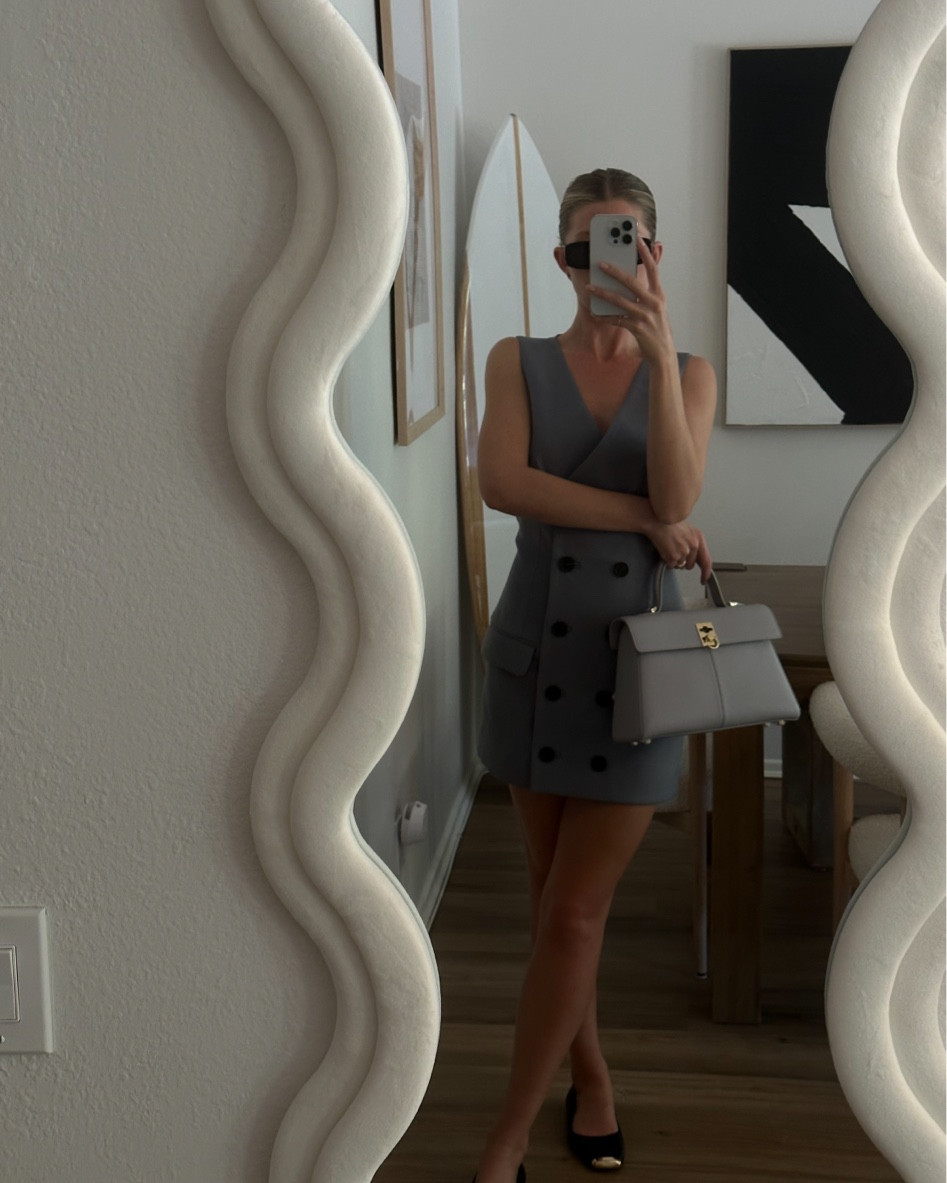 Absolutely obsessed with the gold toe detail on my Franco Sarto flats

#LTKstyletip #LTKitbag #LTKbeauty