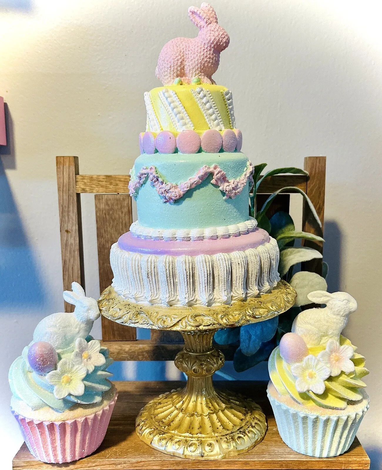 New Cupcakes and Cashmere Easter Bunny Cake & Martha Stewart Rabbit Cupcakes  | eBay | eBay US