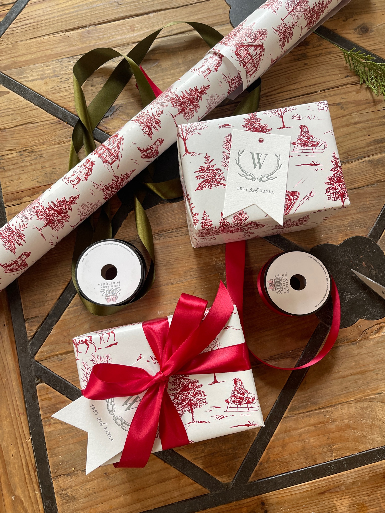 The prettiest gift tags to personalize your holiday presents! Love the subtle nod to Christmas with the antlers and the sweet pennant cut ❤️

Gift wrap, gift ribbon, gift tag, holiday wrapping paper, holiday gifts 

#LTKHoliday