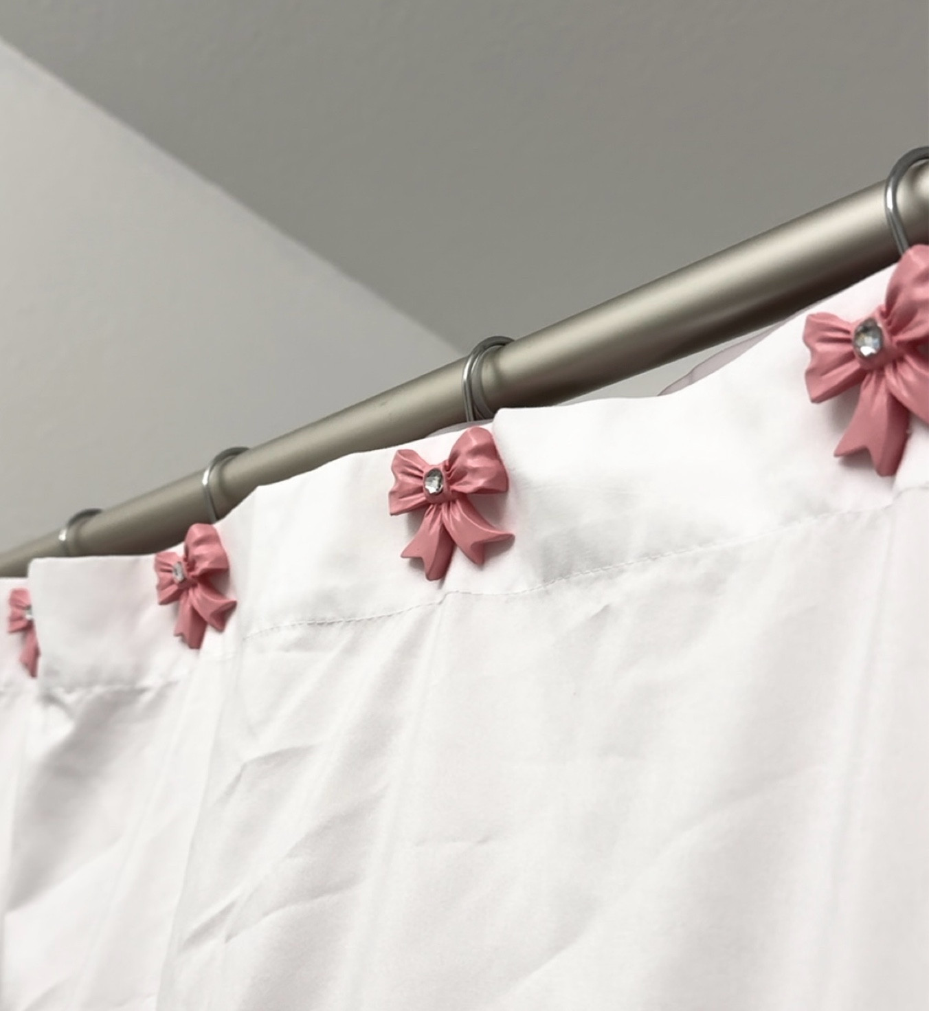 Girly bathroom decor 🎀💕 

#LTKBacktoSchool #LTKHome #LTKSaleAlert