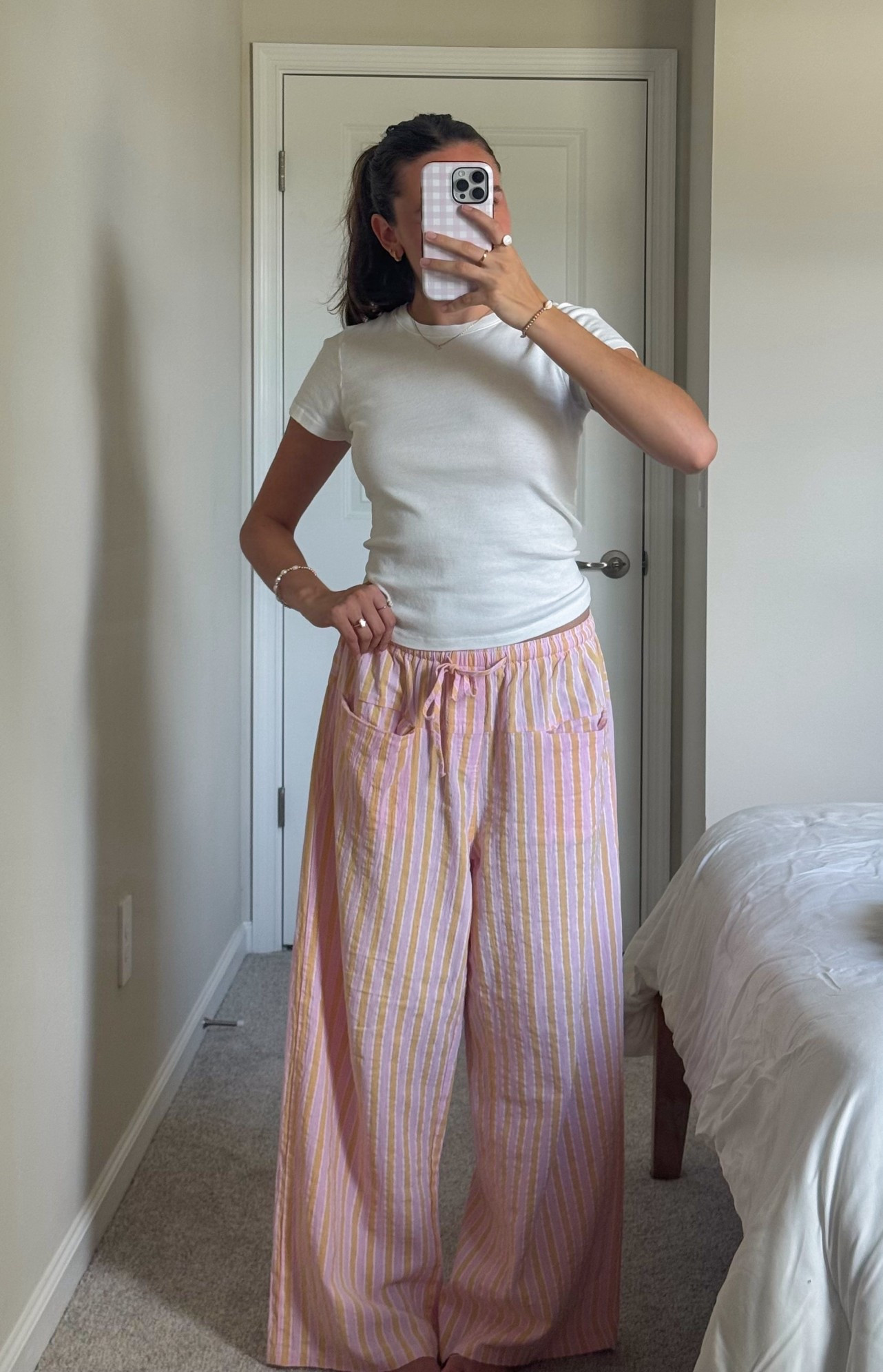 casual ootd 🤍🌸 

#LTKSeasonal #LTKStyleTip #LTKFindsUnder50